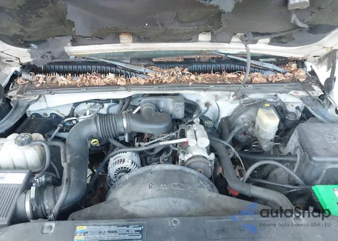 2002 GMC Sierra 1500 Standard z USA, uszkodzony, nr VIN 1GTEC14WX2Z334066